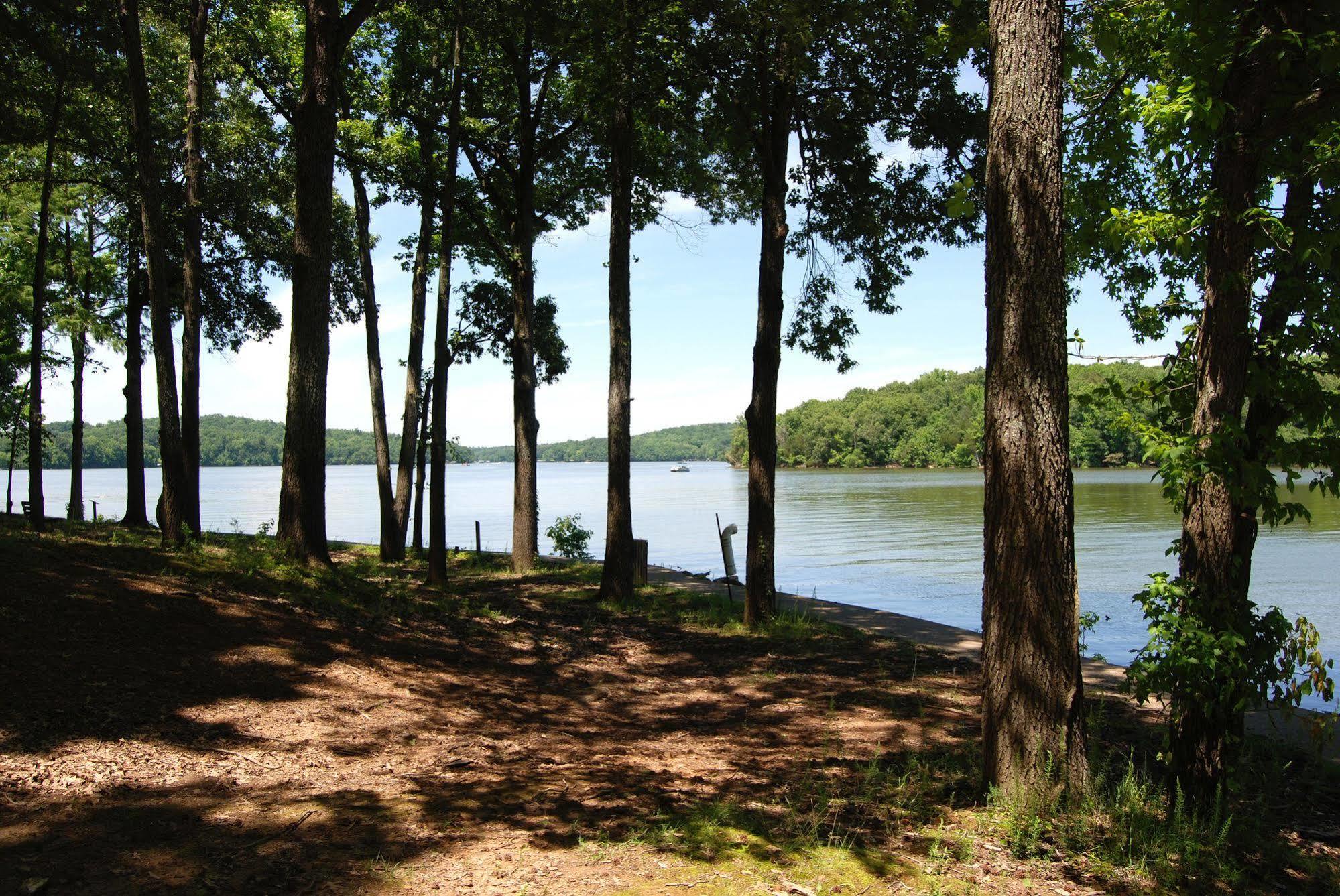 Lake Barkley State Resort Canton Eksteriør billede